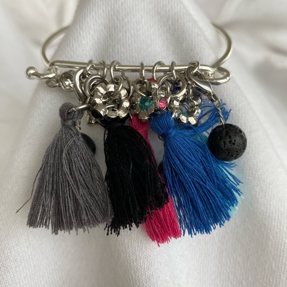 New Handcrafted Tassel Hinged Bangle - image 3